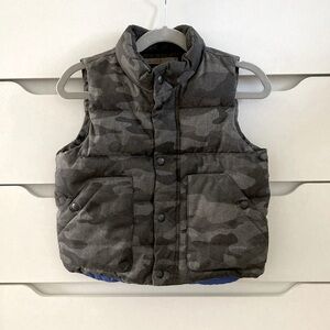 Baby Gap Camo Vest Boys 2 years Toddler Warm Spring Layer Fleece Lining 2T